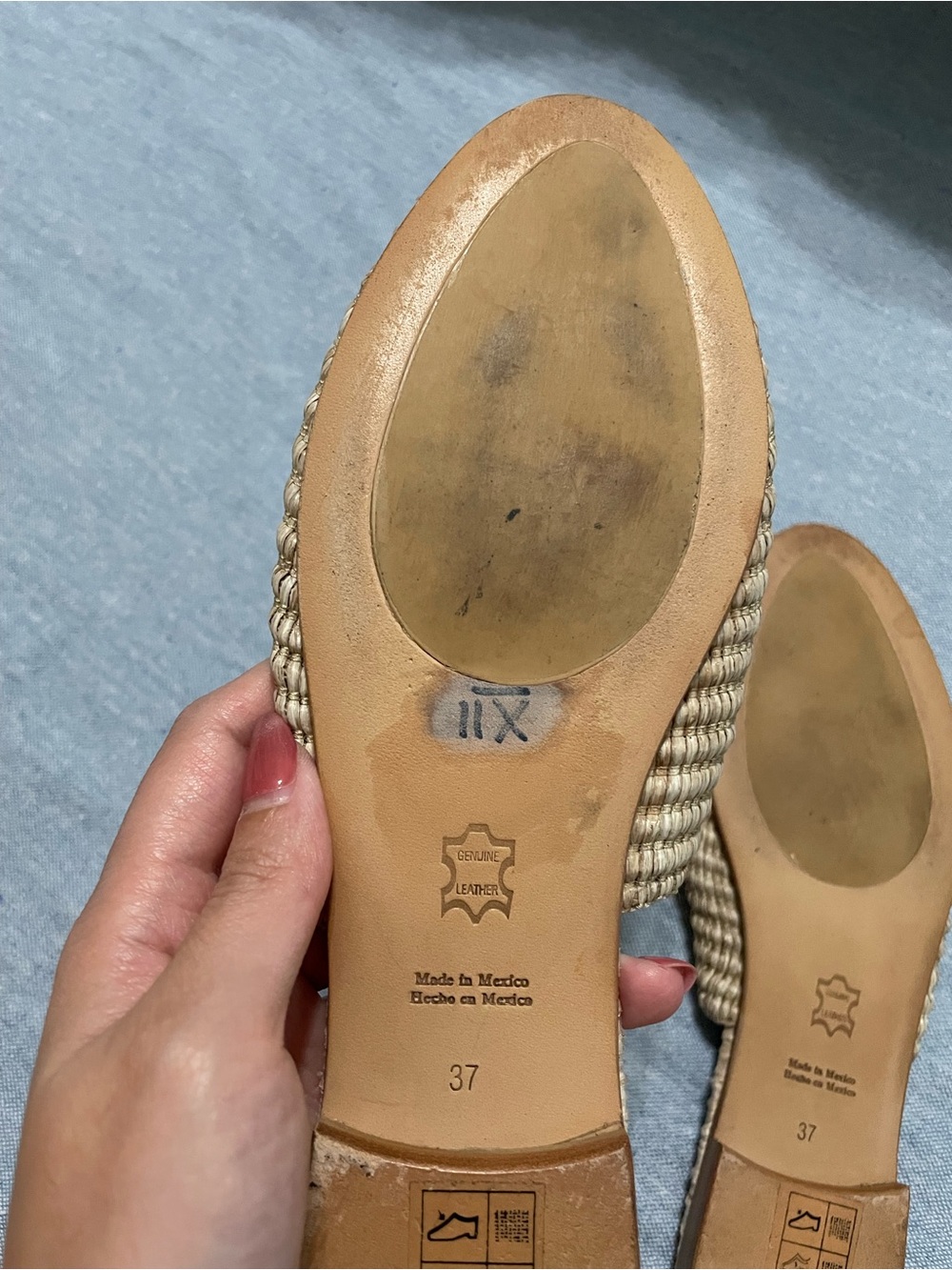 Jenni Kayne Raffia Slip On Mules Size 7 US 37 EU Pointed Toe Flat Straw Rattan - Picture 6 of 6